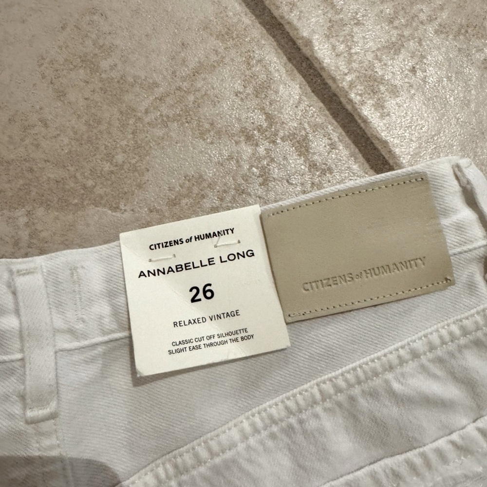 Citizen of Humanity Annabelle Denim Shorts. - Picture 7 of 12